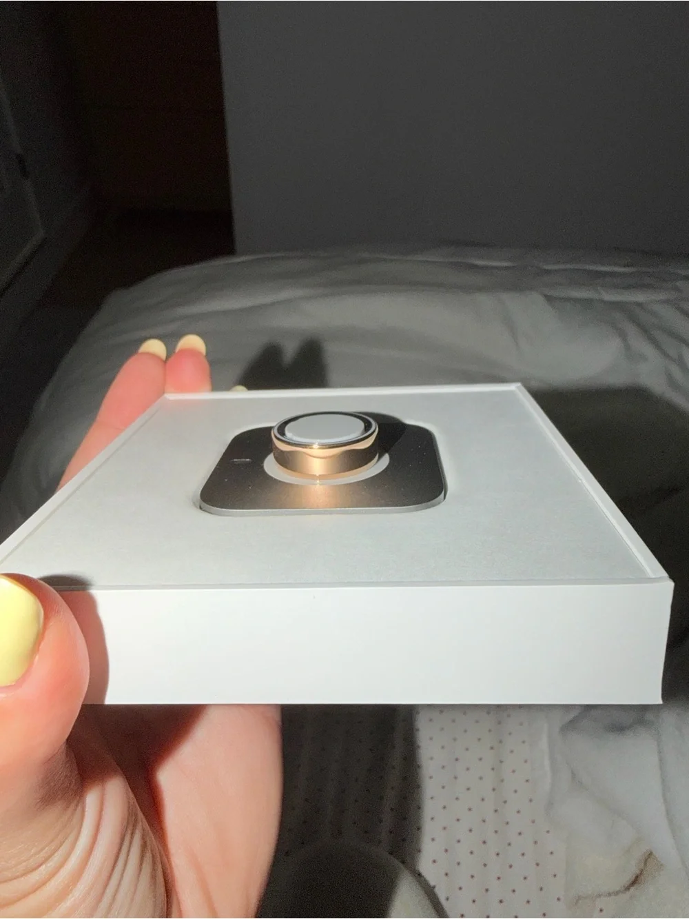 Oura Ring 4 Gen 4- Rose gold Size 8